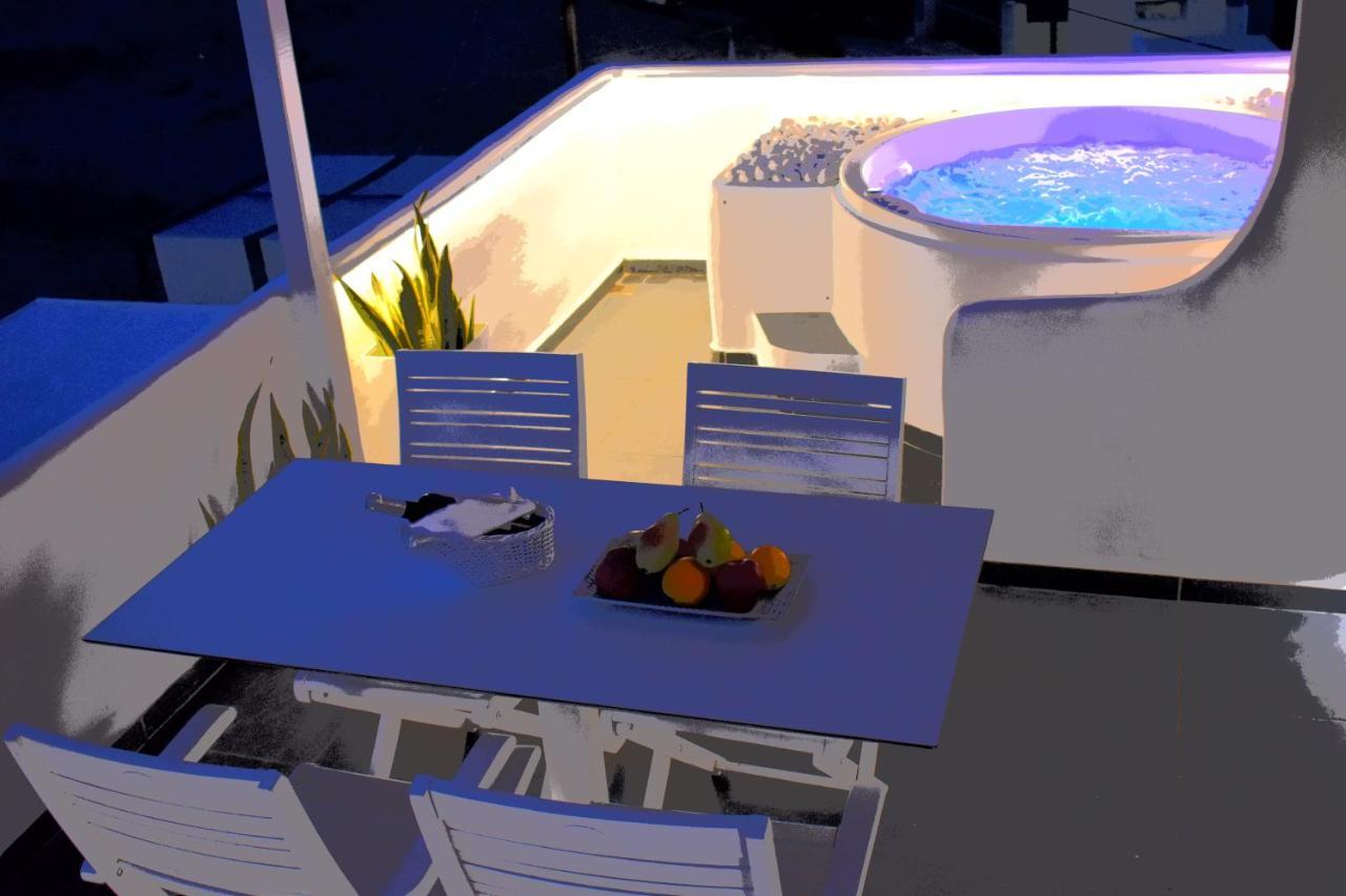 Ariana Eco Suites Adults Only Fira  Exterior foto